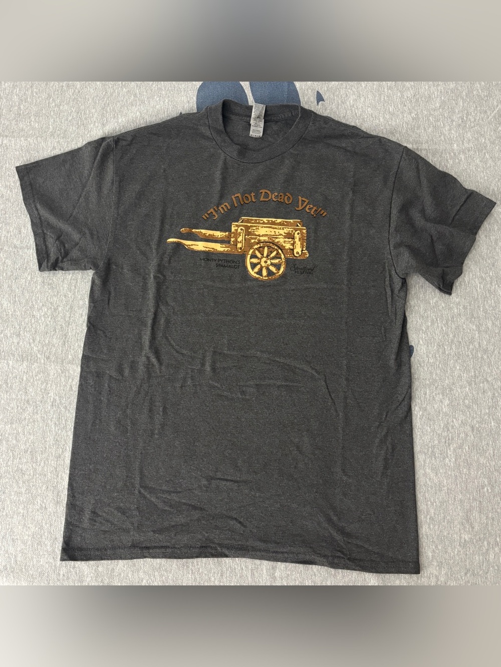 Monty Python Im Not Dead Yet Shirt Mens Medium Dark Gray Gildan Holy Grail Tee